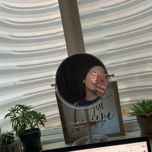 Meet your Posher, Chiera